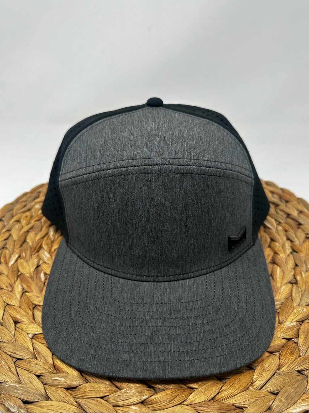 MELIN Trenches Hydro Hat Heather Charcoal Black Size Regular